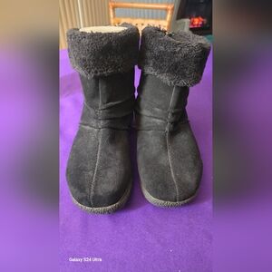 Wanderlust Womens Ankle Suede Boots